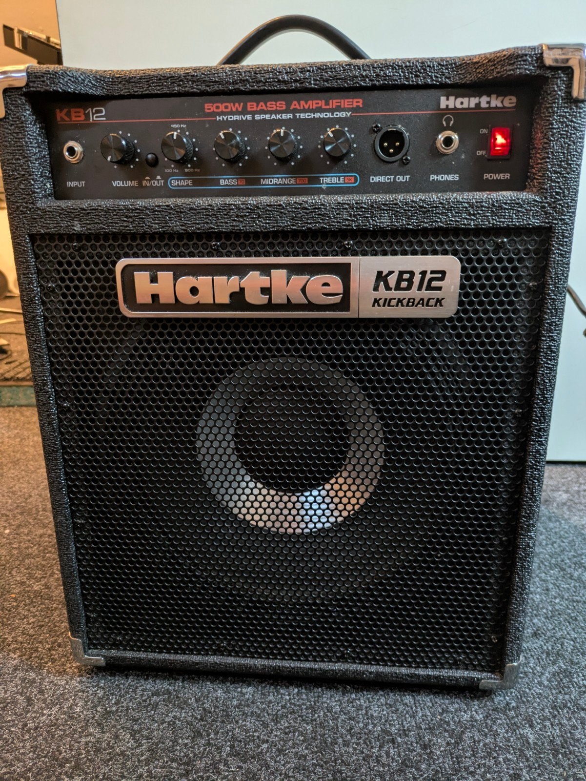 Hartke KB12 Kickback 500W Basgitaarversterker, Muziek en Instrumenten, Ophalen, Zo goed als nieuw, 100 watt of meer