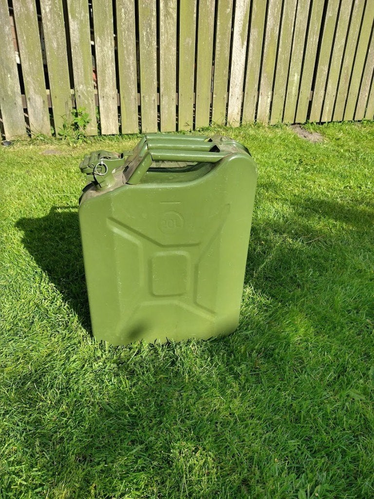 Metalen jerrycan 20 liter, Ophalen, Gebruikt