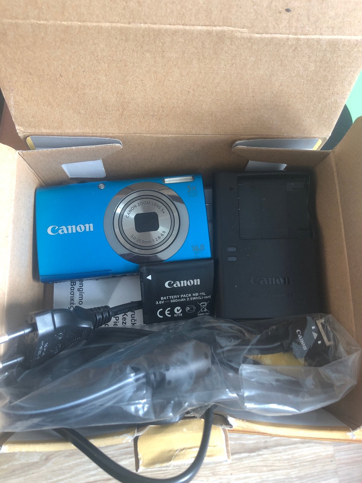 Canon compactcamera - Blauw - Inclusief accessoires, Gebruikt, Canon, Ophalen of Verzenden, Compactcamera