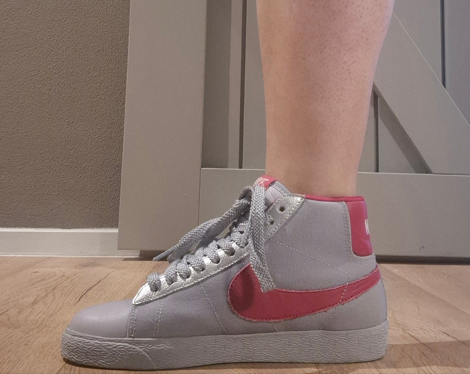 Nike Blazer Mid sneakers grijs/roze maat 39 nike iD, Nike, Nieuw, Ophalen of Verzenden, Sneakers of Gympen