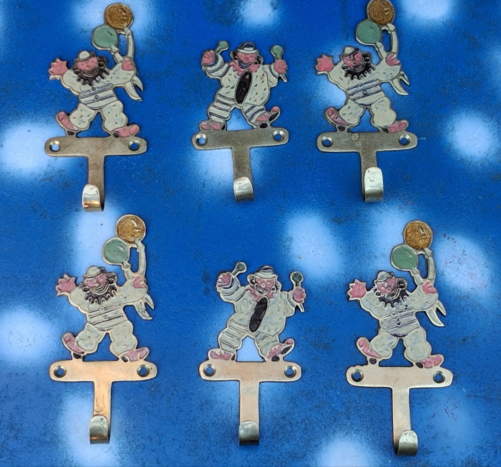 Kapstokhaken. Kinderkamer.  Messing. Emaille.  6 stuks., Huis en Inrichting, Woonaccessoires | Kapstokken, Ophalen, Wandhaken