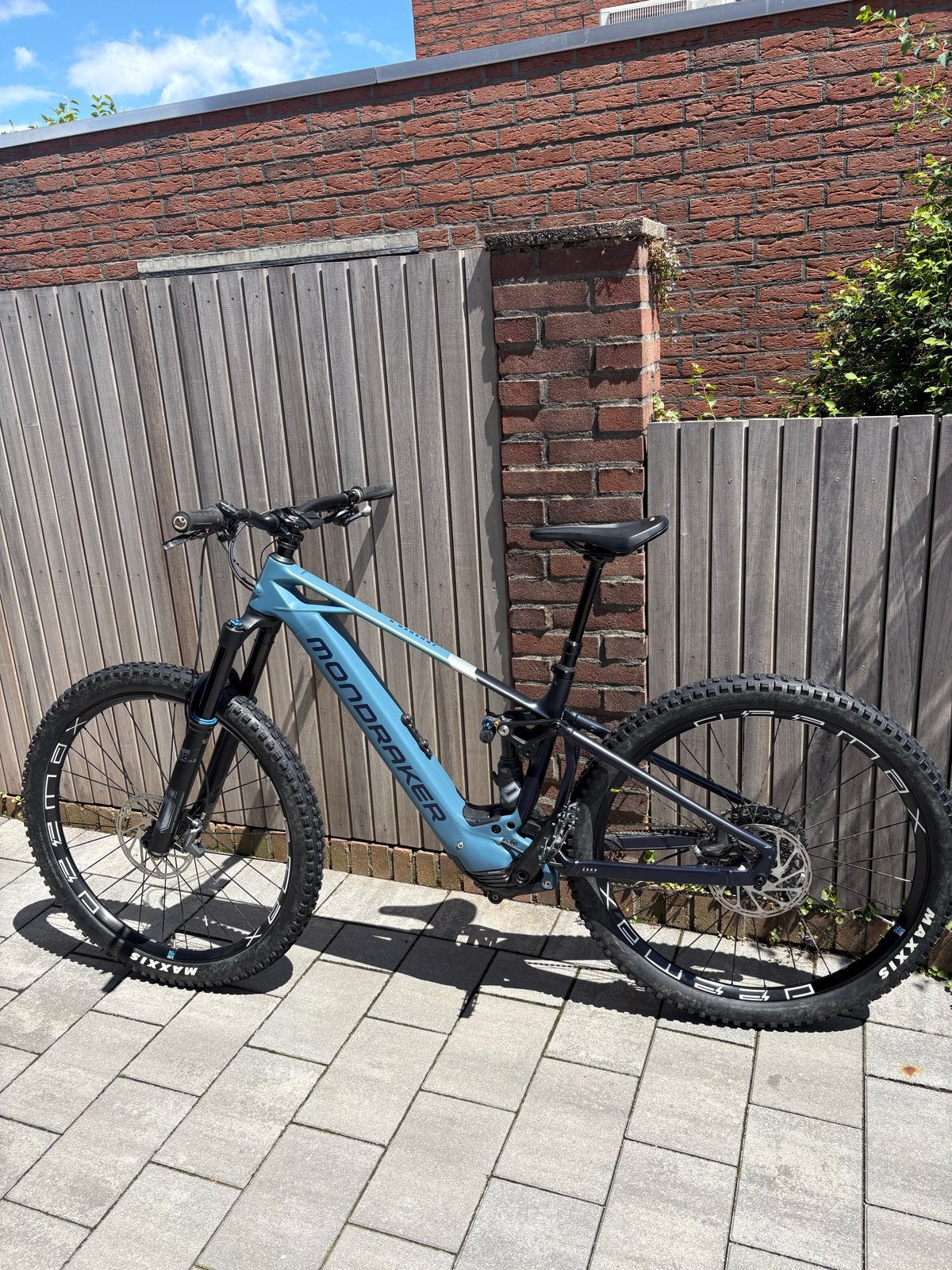 Mondraker Crusher R E-MTB maat M - Zo goed als nieuw, Zo goed als nieuw, 51 tot 55 cm, 50 km per accu of meer, Ophalen