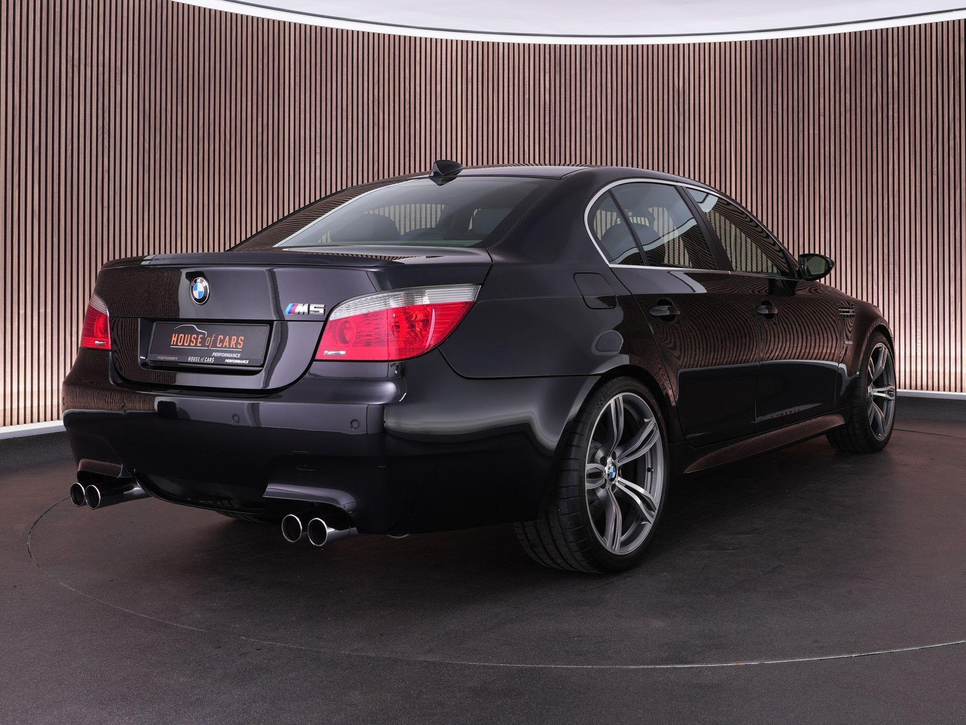 BMW 5-serie M5 |Duits geleverd|1e lak|HUD|lederen stoelen|me, Auto's, Automaat, 1730 kg, Achterwielaandrijving, Gebruikt