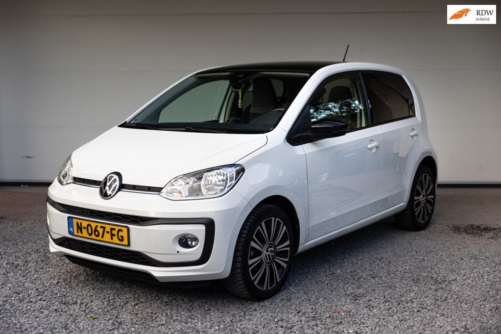 Volkswagen Up! 1.0 R-Line, Auto's, Stof, Gebruikt, 4 stoelen, Bedrijf
