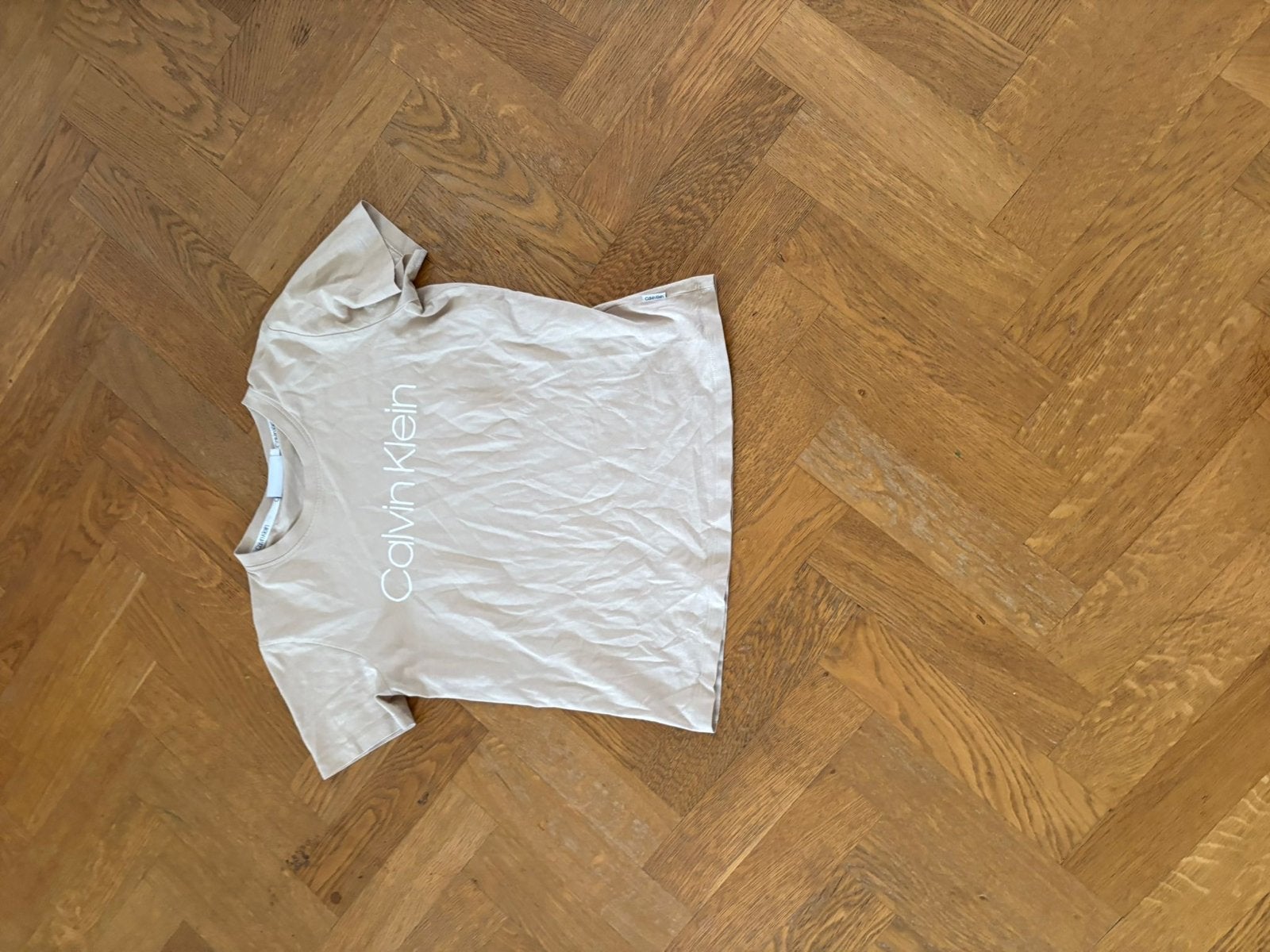 Calvin Klein beige shirt maat S, Ophalen, Beige, Korte mouw, Maat 36 (S)