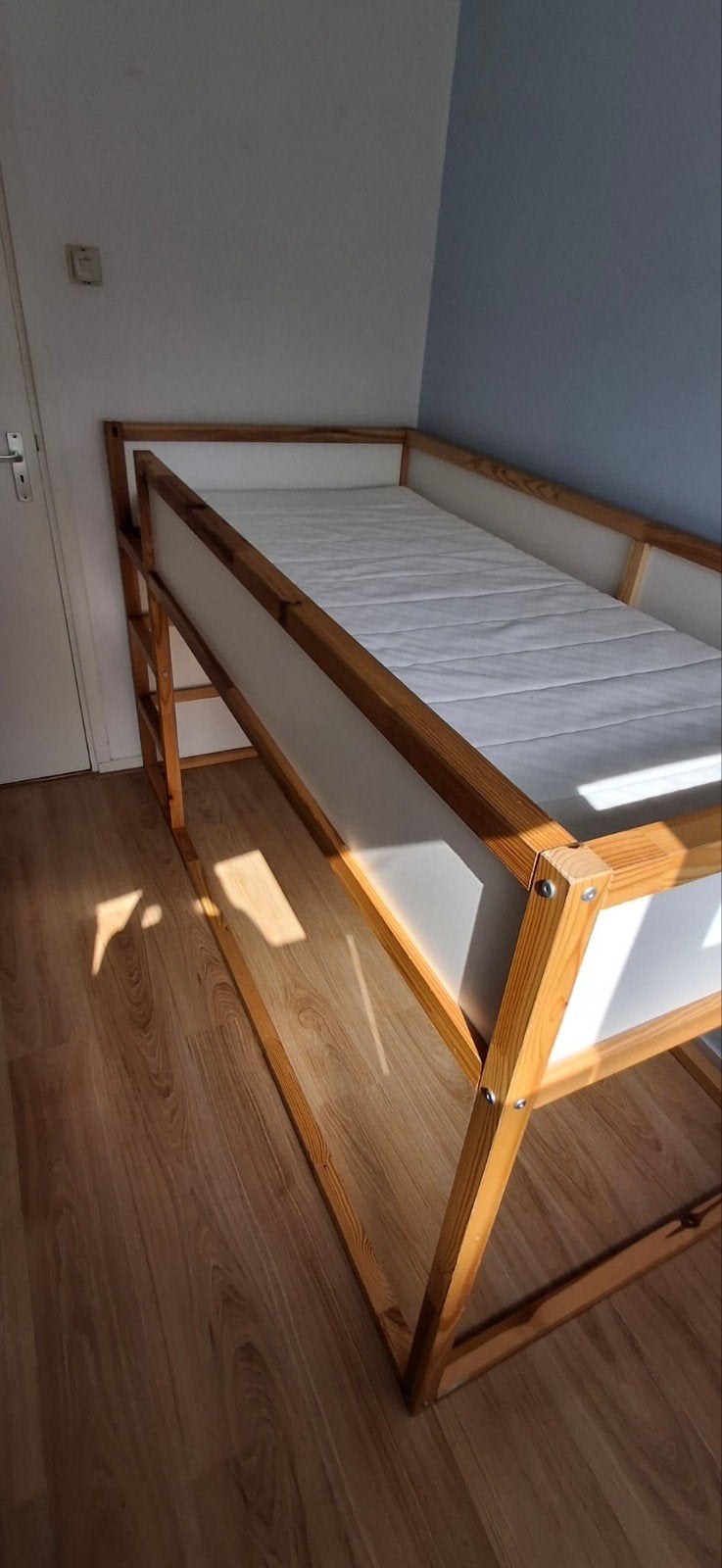 Ikea Ikura Hoogslaper 90x200 met Matras en Tent, Ophalen