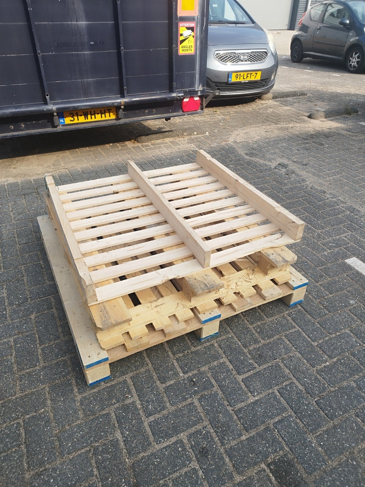 Gratis ophalen 3x pallets voor klus en transport, Doe-het-zelf en Verbouw, Hout en Planken, Ophalen, Overige houtsoorten, Minder dan 200 cm