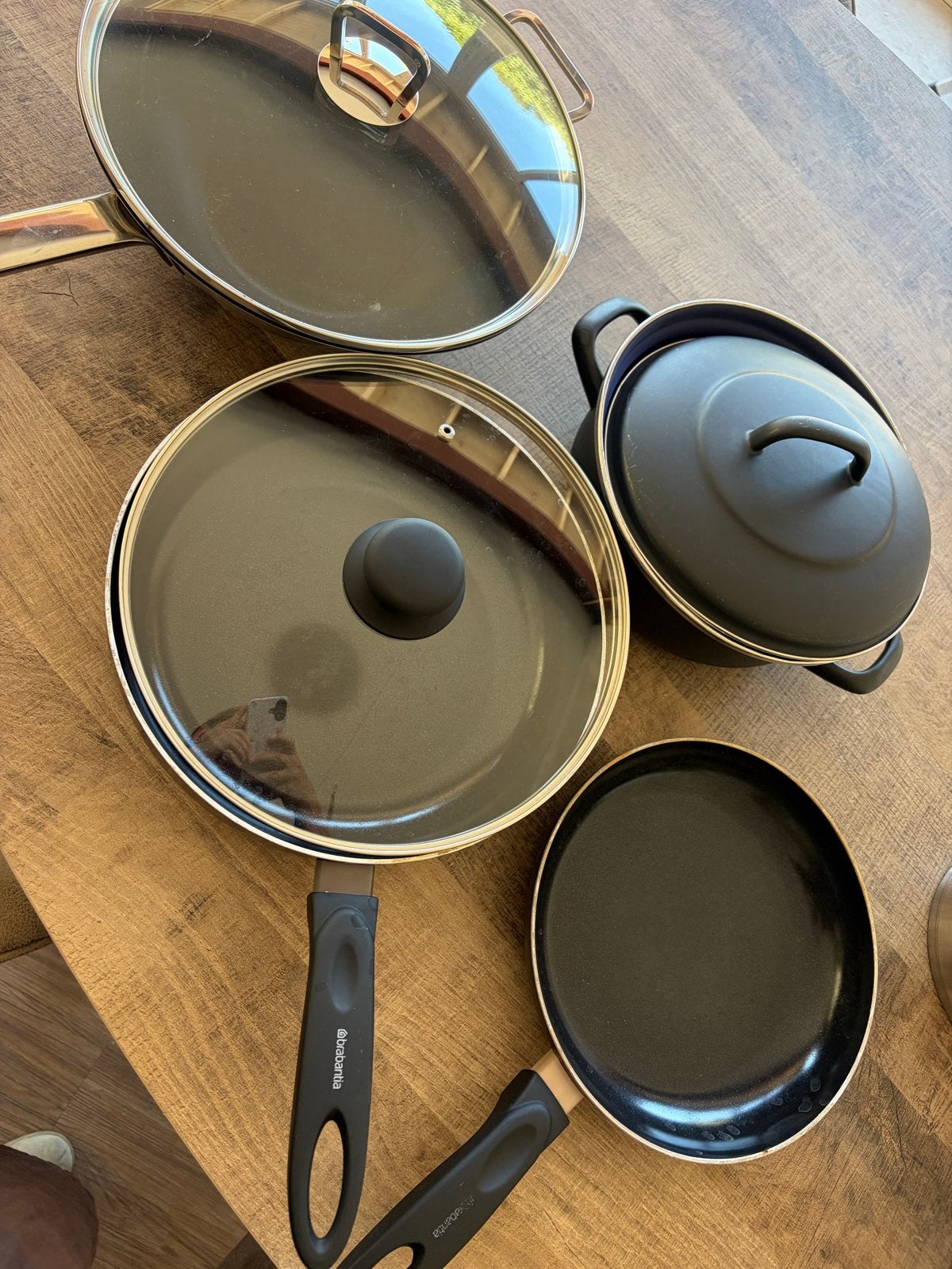 Pannenset: wokpan, braadpan en koekenpannen, Ophalen, Overige materialen, Gebruikt, Met deksel