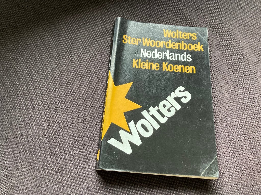 Wolters Ster woordenboek Nederlands - Kleine Koenen, Boeken, Woordenboeken, Ophalen of Verzenden, Gelezen, Van Dale, Nederlands