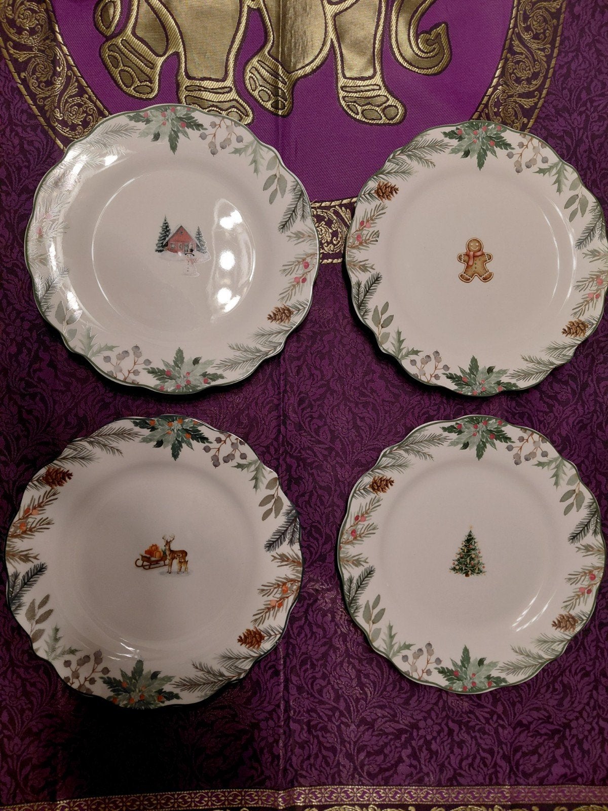 4 ontbijt borden winter forest, Huis en Inrichting, Nieuw, Ophalen of Verzenden, Bord(en), Overige stijlen