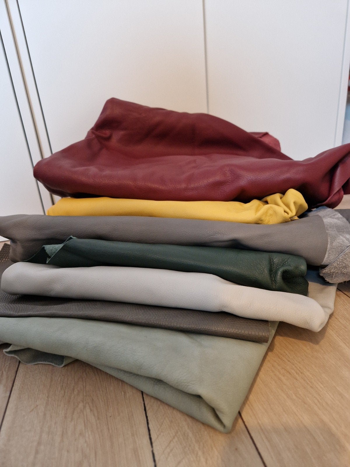Restpartij soepel nappa rundleer, 120 cm of meer, Leer of Kunstleer, Nieuw, Ophalen of Verzenden