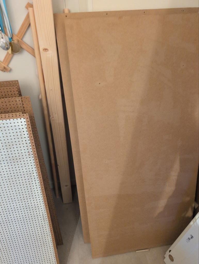 Gratis ophalen: Geperforeerde platen en MDF platen, Doe-het-zelf en Verbouw, Ophalen