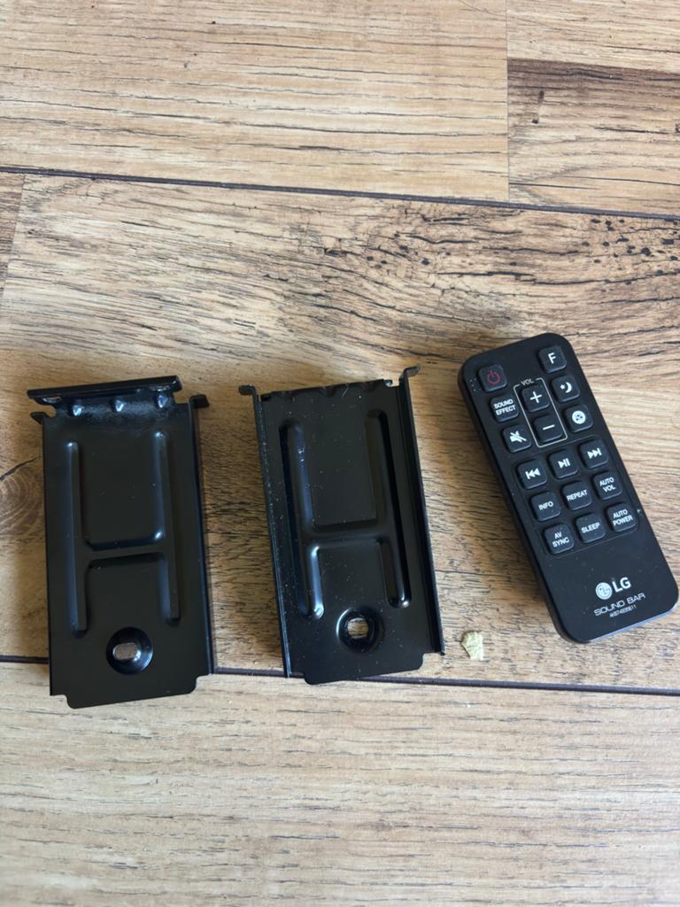 LG Soundbar SJ9 met subwoofer en 2 Music Flow rear speakers, Ophalen of Verzenden, Bluetooth, Gebruikt