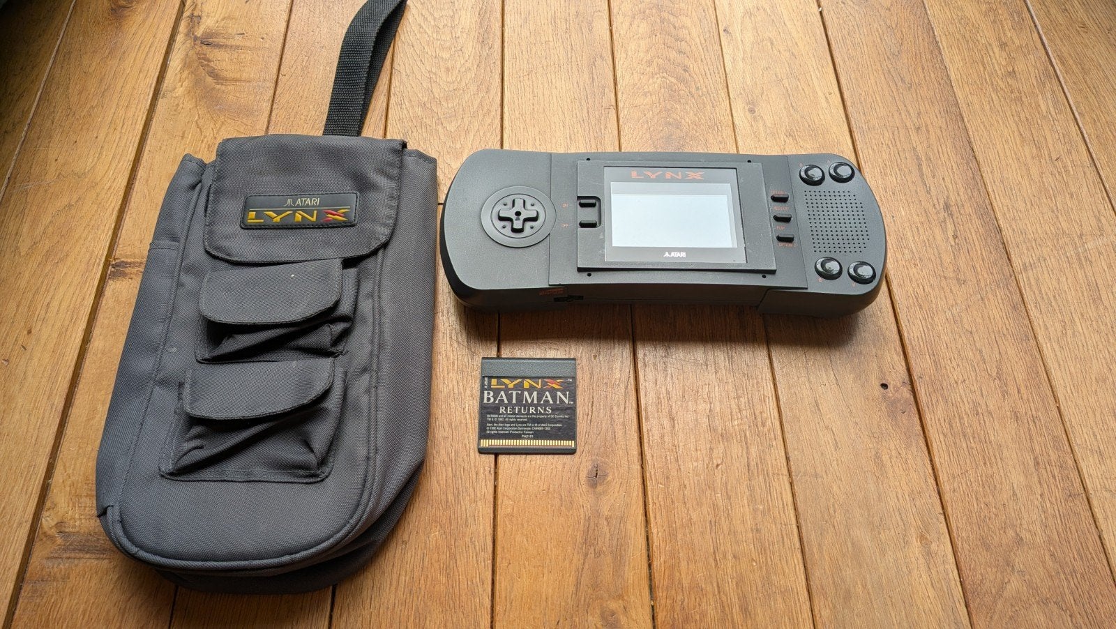Atari Lynx, model 1. Gereviseerd, met game en hoes, Refurbished, Ophalen of Verzenden, Zonder controller, Met beschermhoes of tas