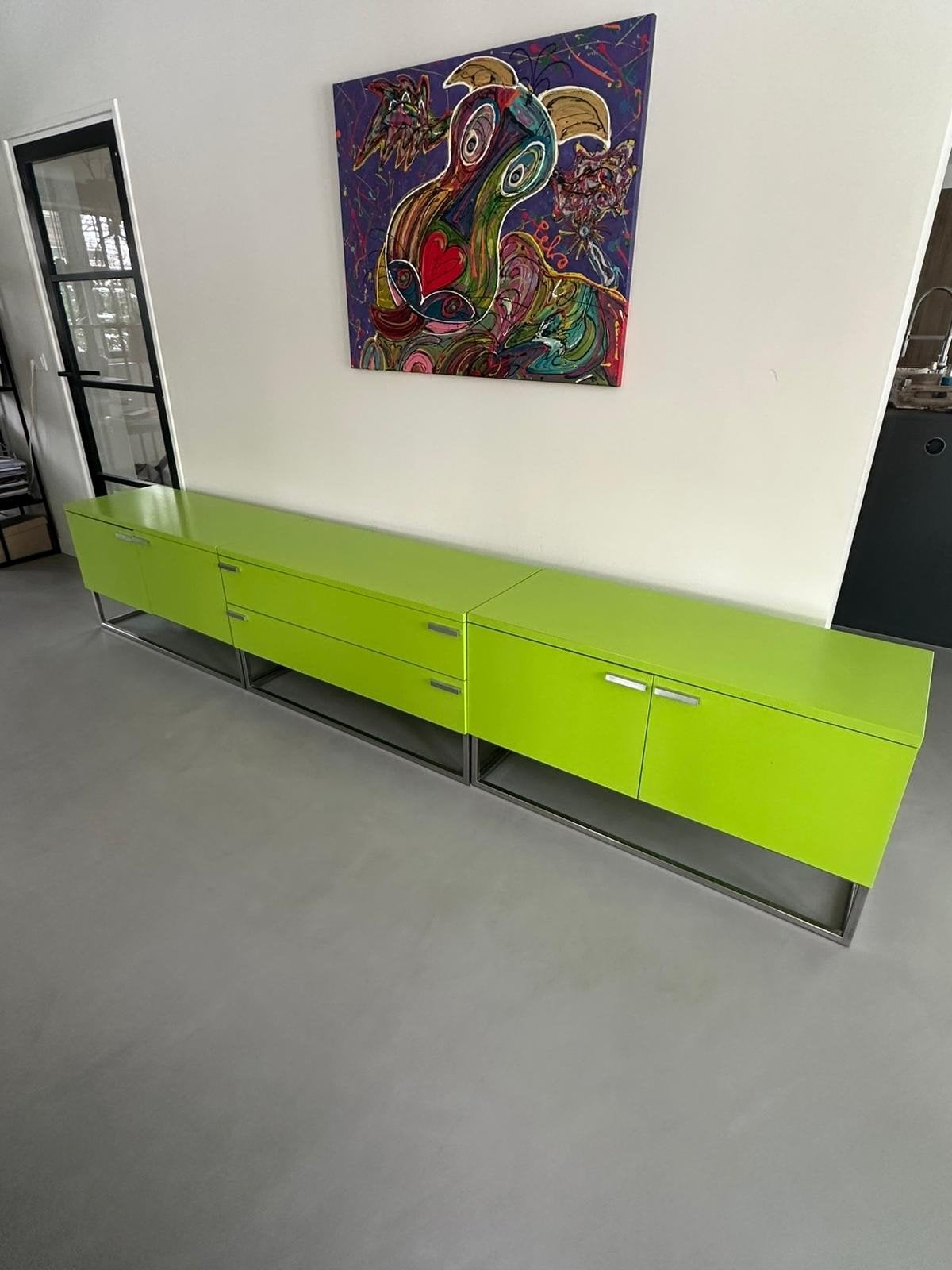 Design Dressoir/TV meubel Limegroen met Lades en Deuren, Gebruikt, Overige materialen, 200 cm of meer, 25 tot 50 cm