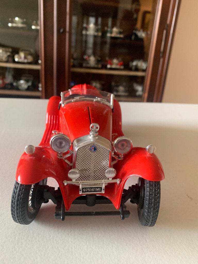 model auto alfa 2300 spider 1932, Ophalen, Zo goed als nieuw, Auto, Bburago