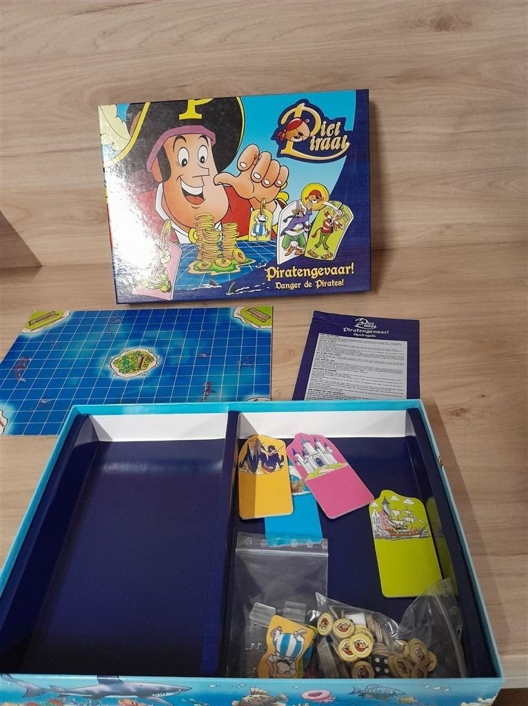 Piet piraat - piratengevaar - s1374, Hobby en Vrije tijd, Verzenden, Zo goed als nieuw