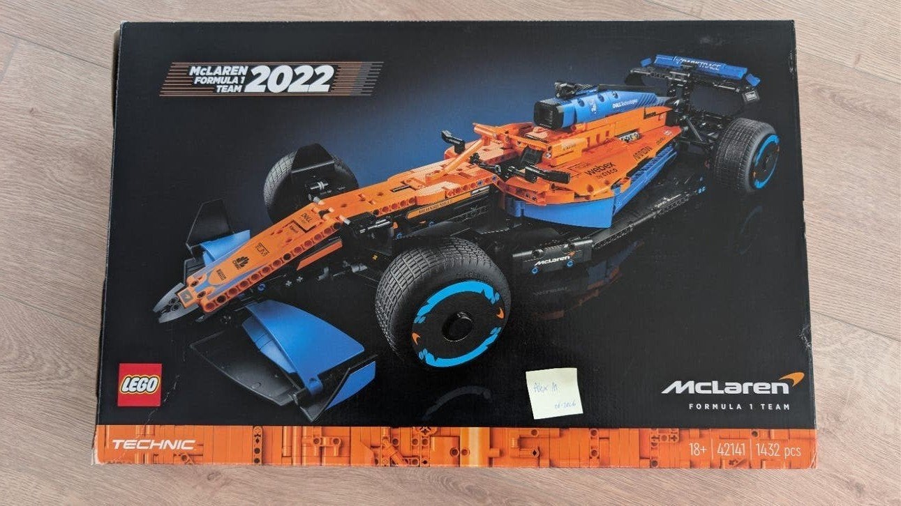 LEGO Technic 42141 McLaren Formula 1 Race Car, Compleet, Lego, Ophalen of Verzenden, Zo goed als nieuw