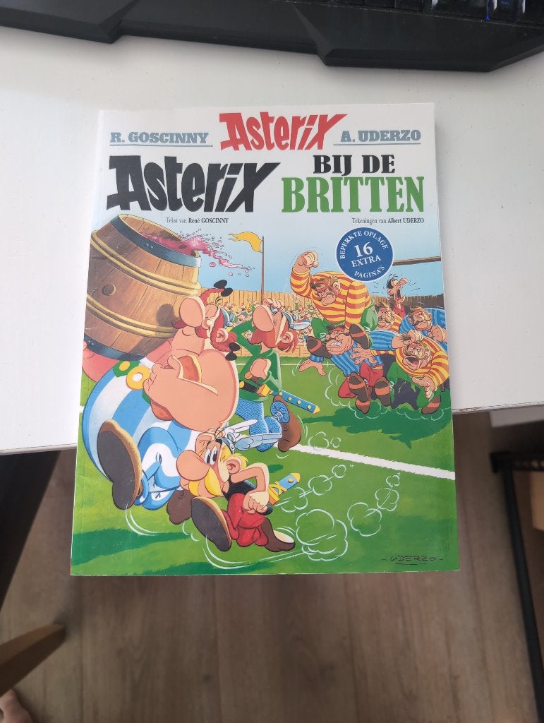Asterix bij de Britten, Eén stripboek, Ophalen of Verzenden, Zo goed als nieuw