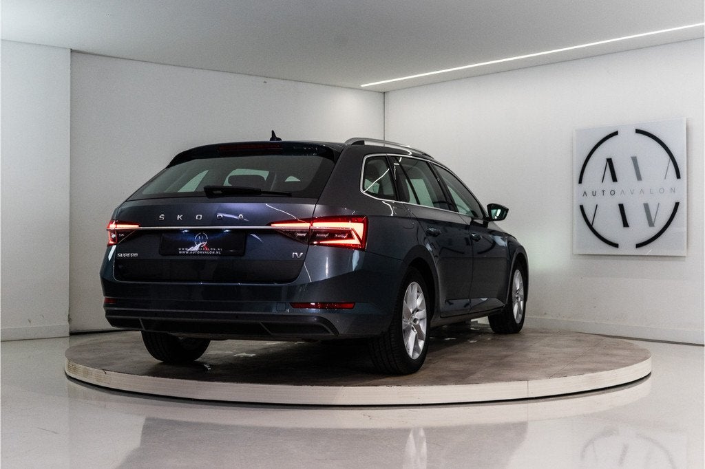 Skoda Superb Combi 1.4 TSI iV Business Edition Plus 218PK |, 12 maanden, Gebruikt, 4 cilinders, Hybride Elektrisch/Benzine