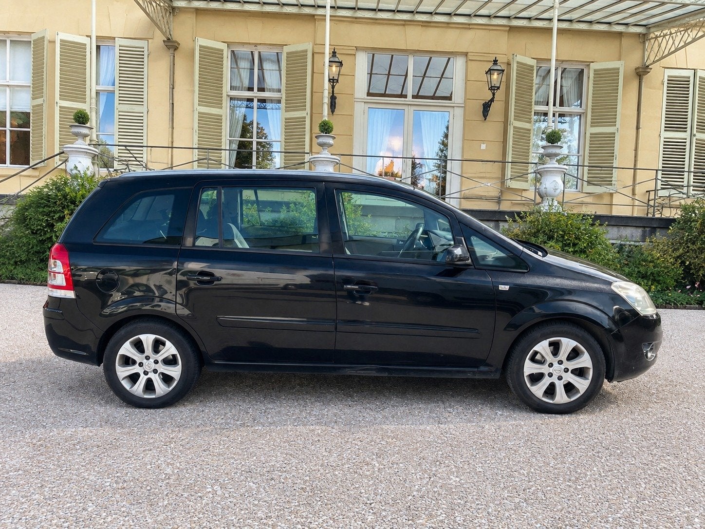 Opel Zafira 1.6 Temptation 7 ZITTER AIRCO HOGE INSTAP NAP, Auto's, Voorwielaandrijving, Dealer onderhouden, Stof, Gebruikt