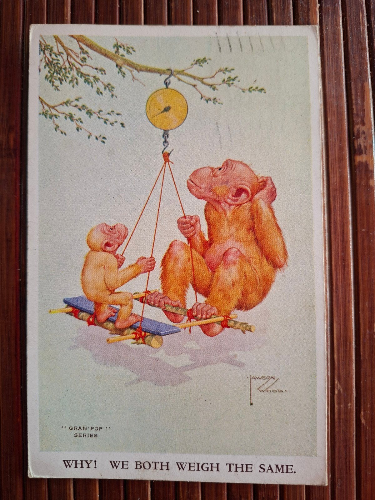 Vintage Lawson Wood Ansichtkaart - Apen op Weegschaal, Verzamelen, Ophalen of Verzenden, Voor 1920, Gelopen, Noord-Holland