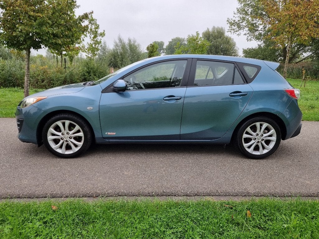 Mazda 3 1.6 GT-M Line, airco, navigatie, trekhaak, Auto's, Voorwielaandrijving, Stof, Zwart, 4 cilinders