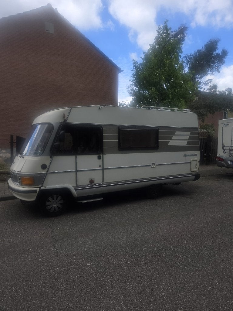 HYMER RETRO CAMPER | 1991 | 230.000 KM | € 9.999, Reservewiel, Ringverwarming, Treinzit, Particulier