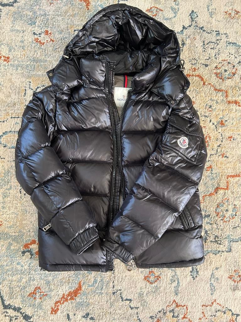 Moncler Maya Puffer Jas Zwart - Maat M, Kleding | Heren, Jassen | Winter, Ophalen of Verzenden, Zo goed als nieuw, Maat 48/50 (M)