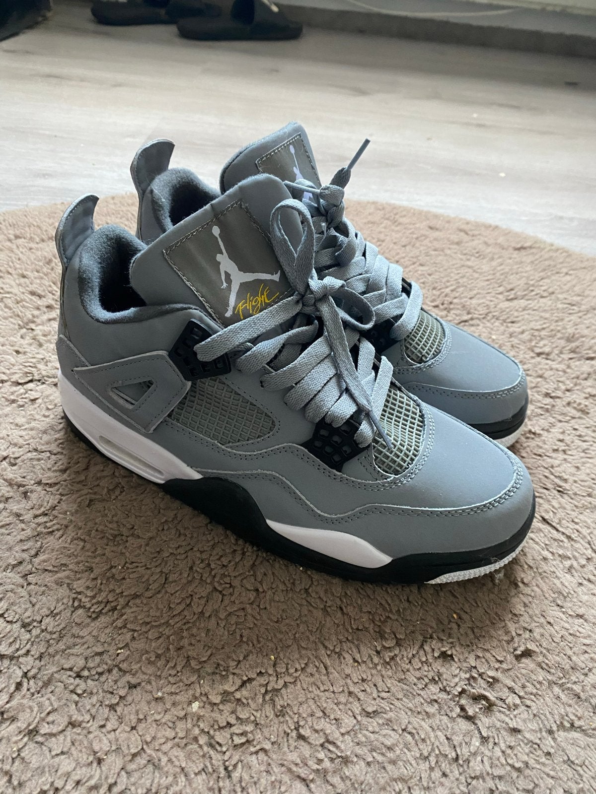 Nike Air Jordan 4 Retro Cool Grey, Ophalen, Grijs, Sneakers of Gympen, Zo goed als nieuw