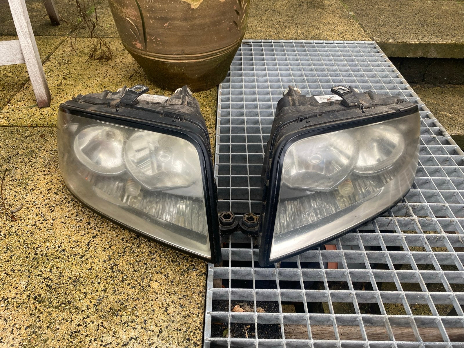 Set koplampen Audi A2 1.4 benzine van 2003. Gebruikt, Auto-onderdelen, Ophalen of Verzenden, Gebruikt, Audi