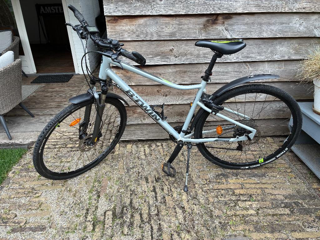 Te Koop B-Twin Riverside 900 Hybride Fiets, 57 cm of meer, Heren, Zo goed als nieuw, Schijfrem