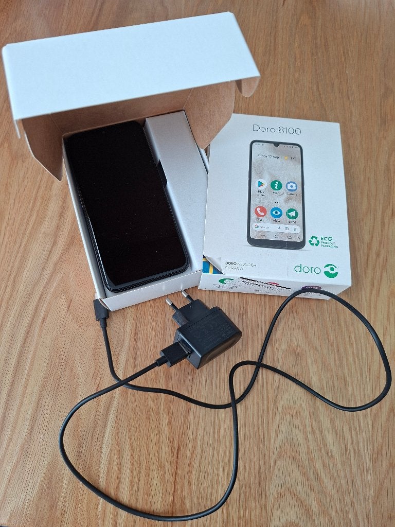 Doro 8100 4G smartphone voor senioren, Telecommunicatie, Ophalen of Verzenden, Zo goed als nieuw, Overige typen