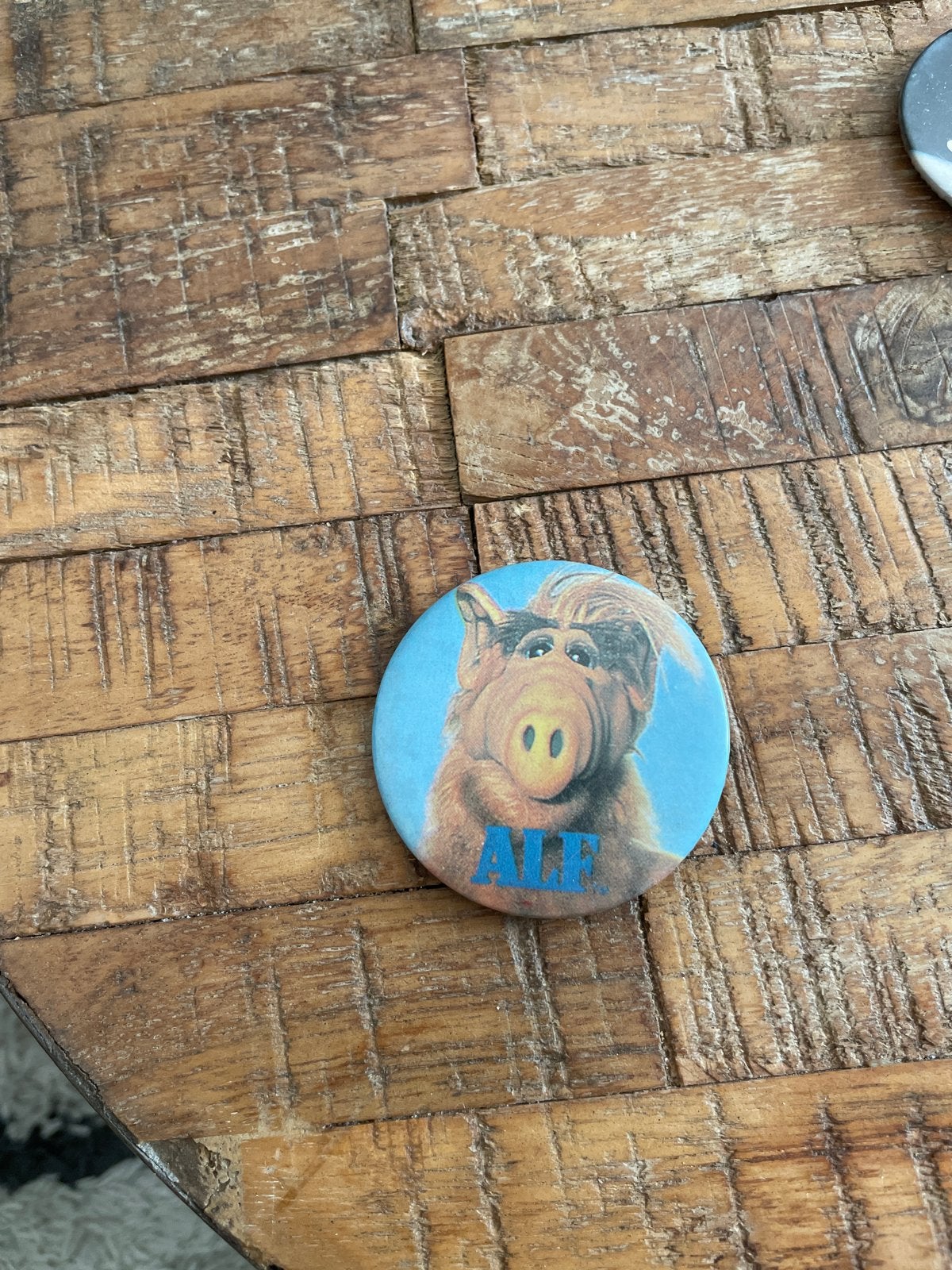 Vintage ALF pin / button, Verzamelen, Ophalen, Gebruikt