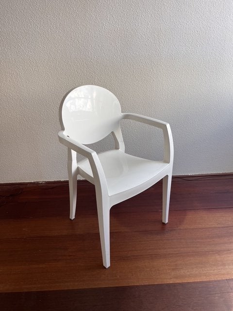 Design stoel: SCAB Design Igloo Armchair, Robson&Battaglia, Ophalen, Kunststof, Wit, Zo goed als nieuw