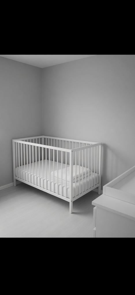 Wit ledikant voor baby's - Zo goed als nieuw., Ophalen, Zo goed als nieuw, Ledikant