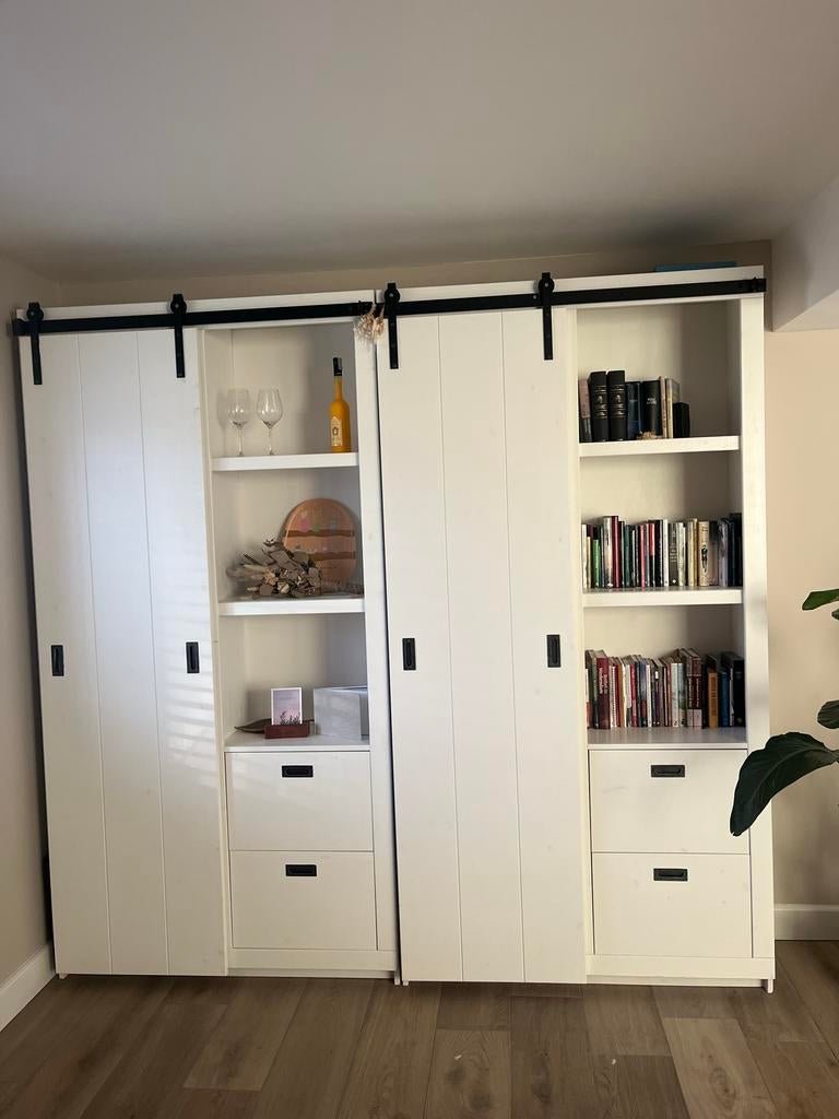 2 mooie VT Wonen kasten met schuifdeuren, Ophalen, Gebruikt, 200 cm of meer, 150 tot 200 cm