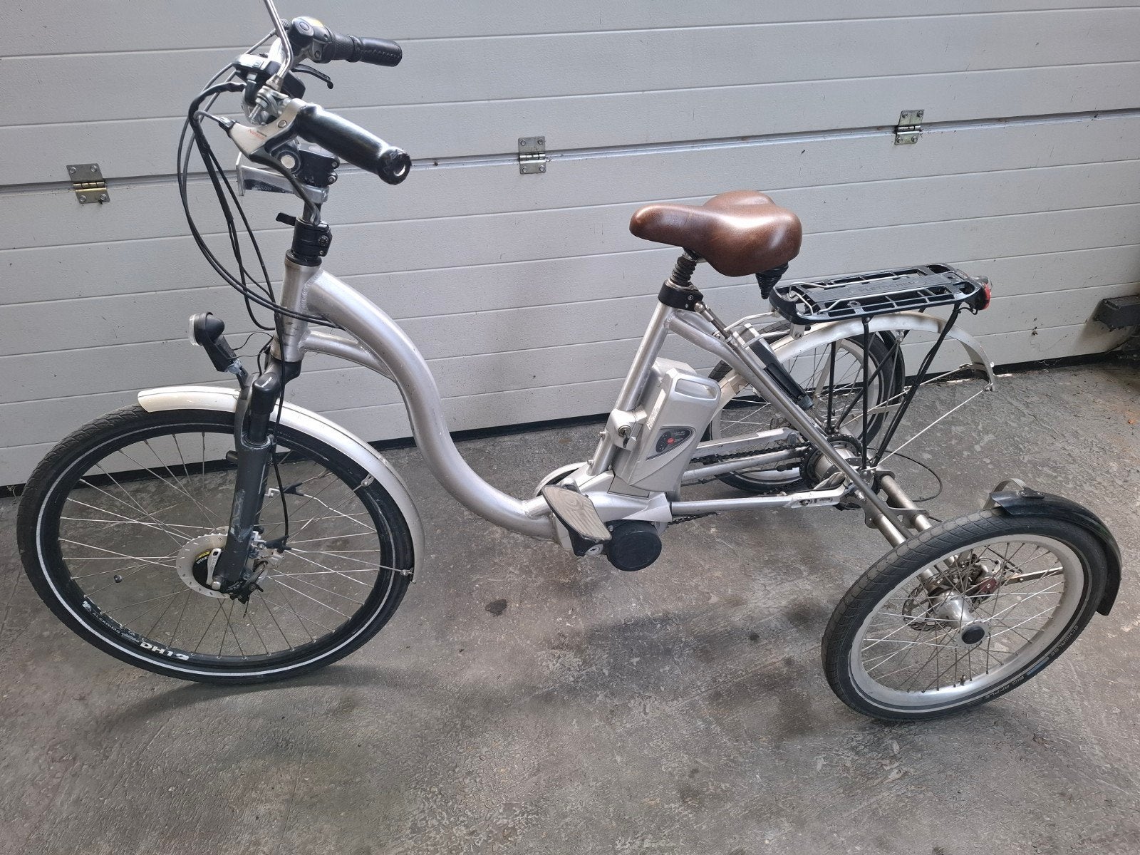 Driewielfiets elektrisch, Ophalen, Gebruikt, Schijfrem, Onbekend