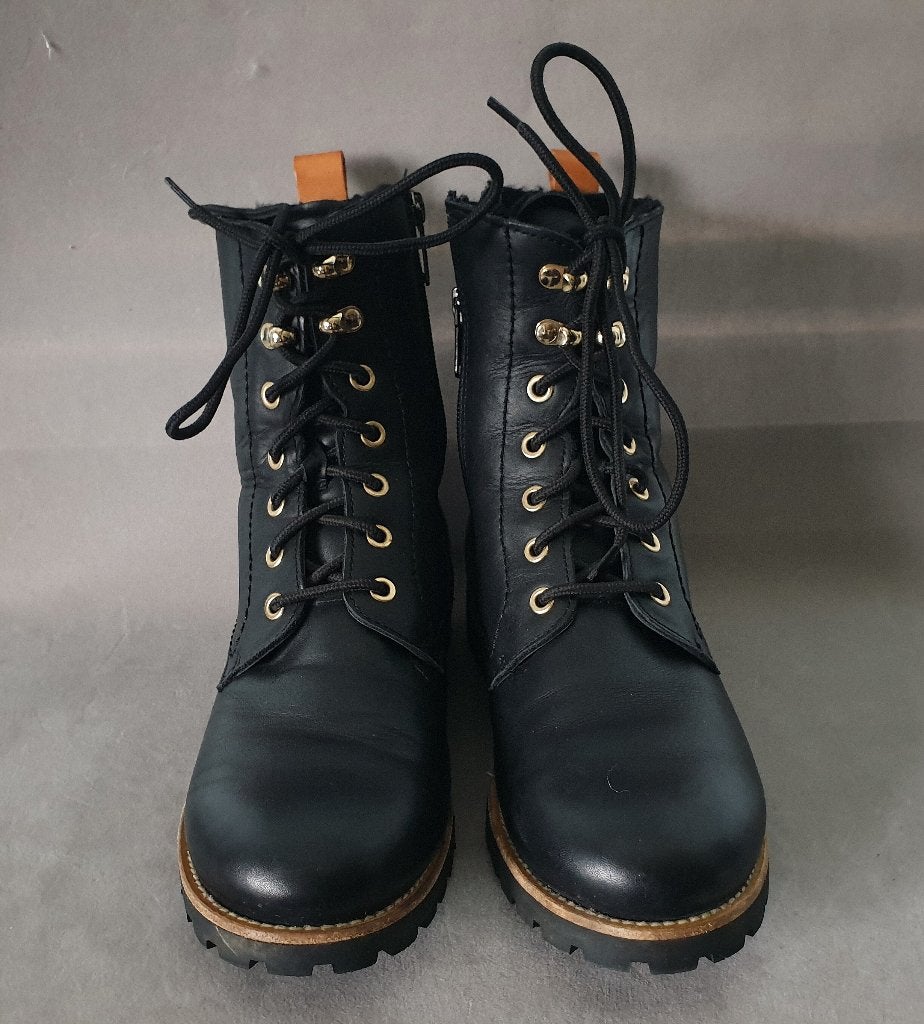 Panama Jack Fara Igloo Trav veterboots maat 39 zwart  NIEUW, Zwart, Lage of Enkellaarzen, Nieuw, Ophalen of Verzenden
