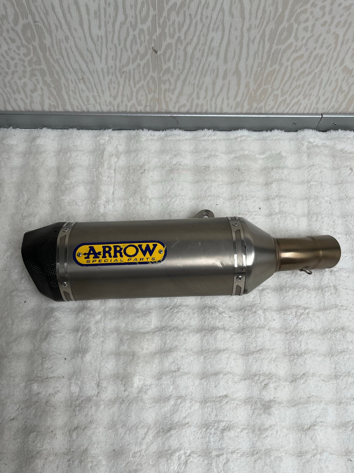 Arrow race uitlaat voor Triumph speed triple 1050R, Ophalen, Gebruikt