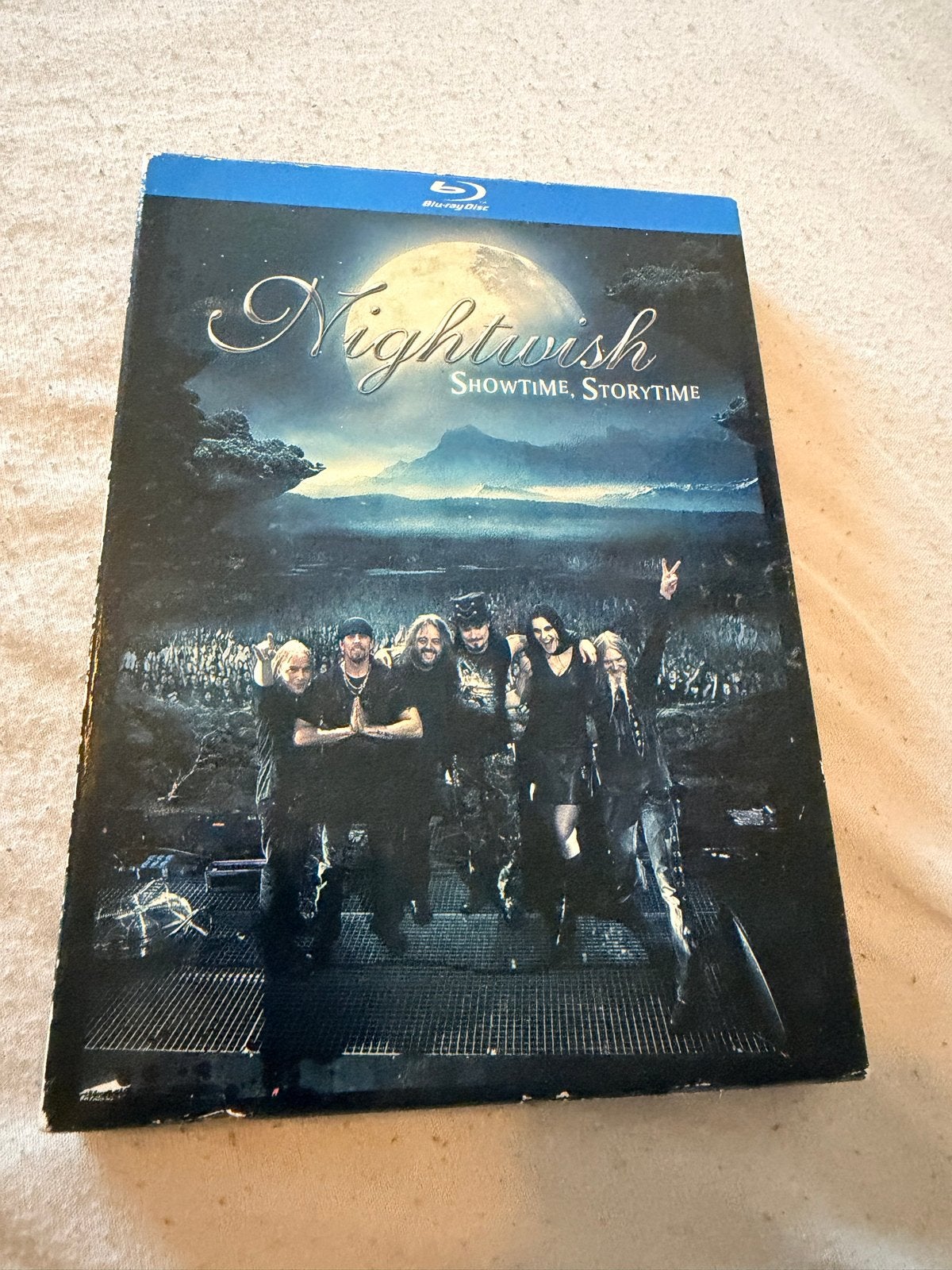 Nightwish - Showtime, Storytime Blu-ray + 2 CD's, Muziek en Concerten, Engels, Ophalen of Verzenden, Zo goed als nieuw