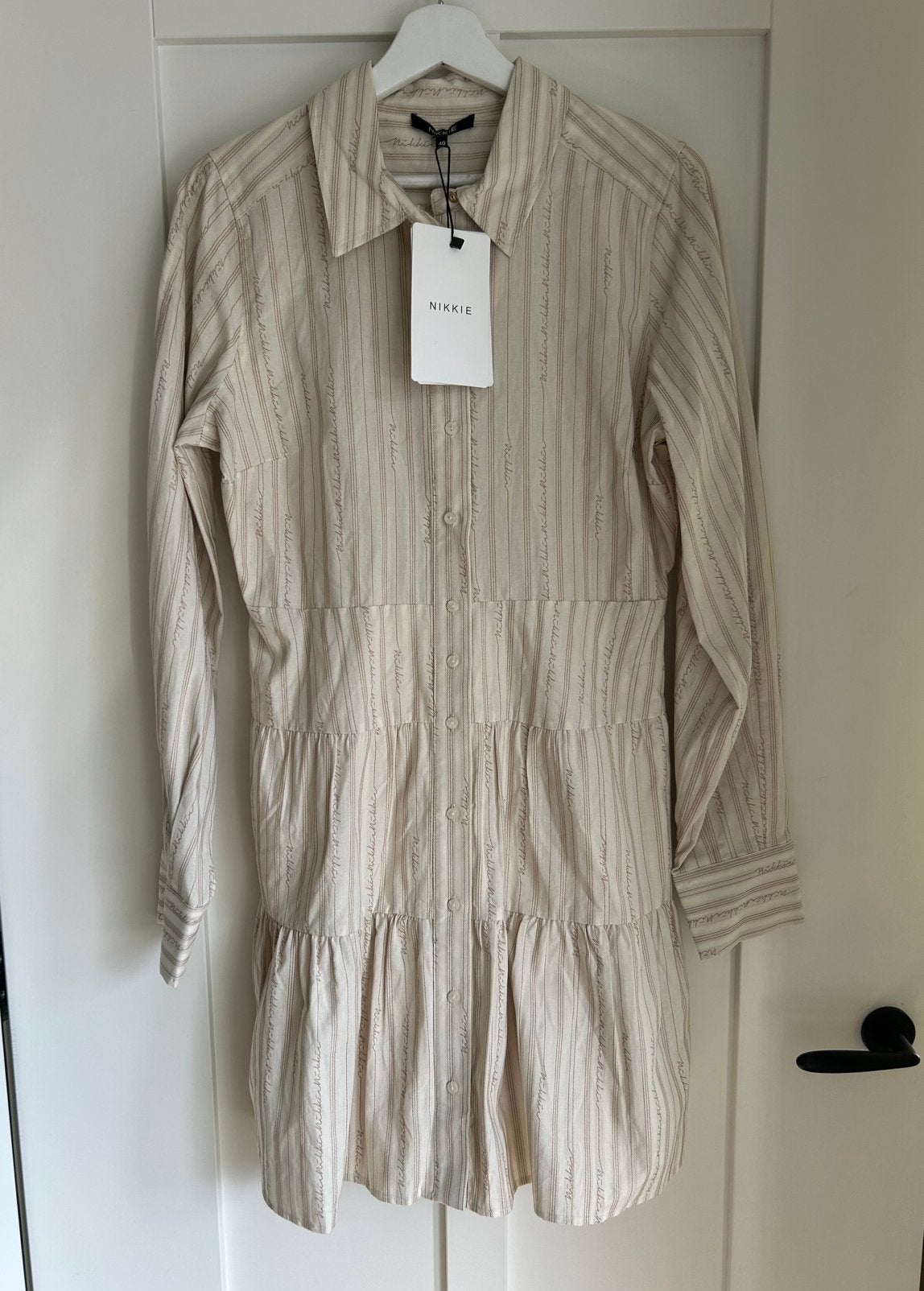 Nikkie jurk beige/crème maat 40/L nieuw!, Beige, Maat 42/44 (L), Nieuw, Ophalen of Verzenden
