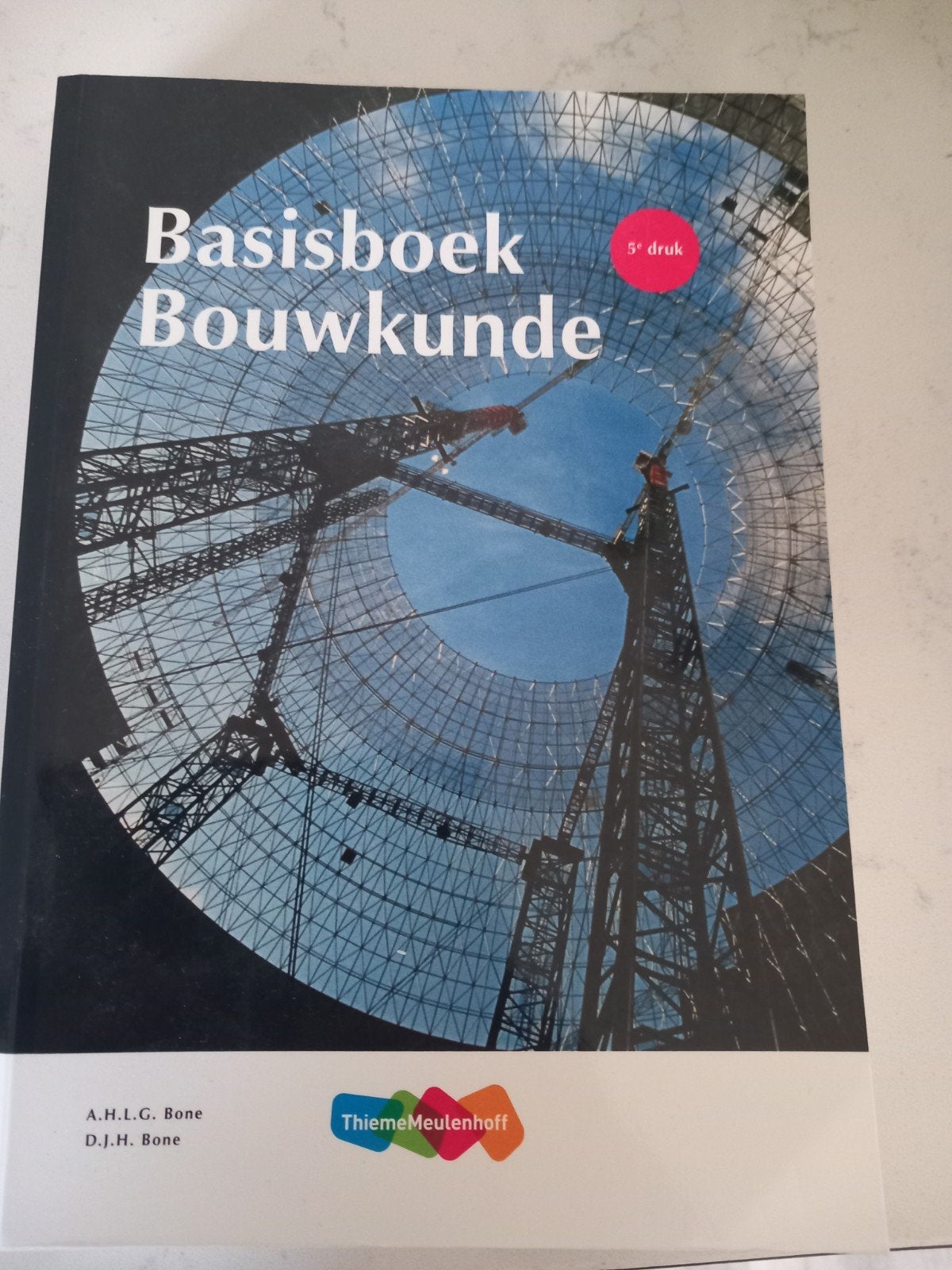 Basisboek Bouwkunde 5e druk, Boeken, Nieuw, Ophalen of Verzenden, A.H.I.L.G. Bone, D.J.H. Bone, MBO