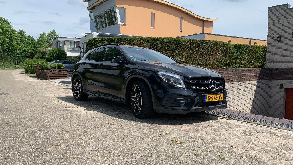 Mercedes-Benz GLA amg Gla200 1.6 115KW Aut7 2017 Zwart, 715 kg, Zwart, Bruin, Particulier