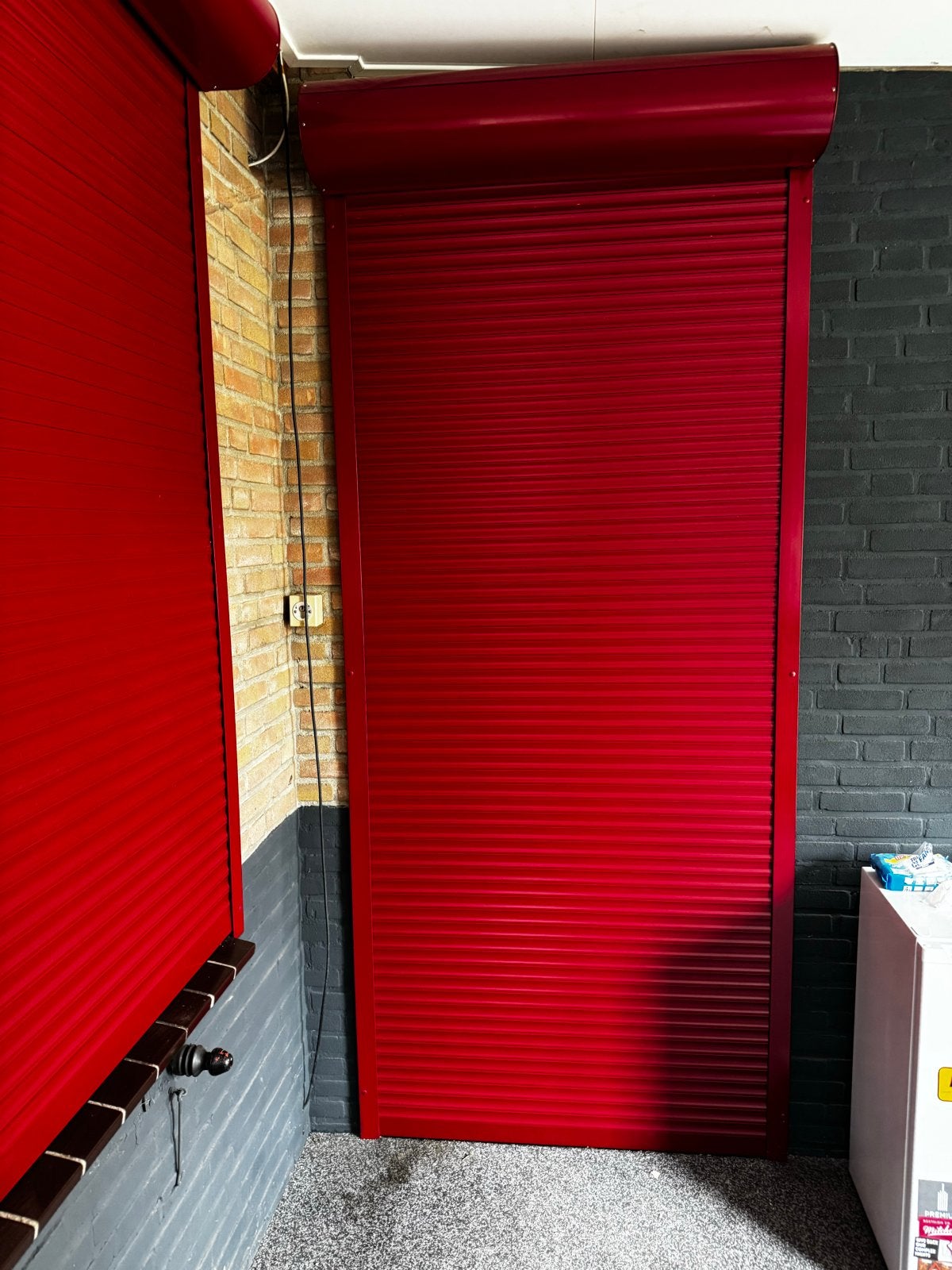 Elektrisch rolluik 270x115 cm - Zo goed als nieuw!, Doe-het-zelf en Verbouw, Rolluiken, Ophalen, 200 cm of meer, Zo goed als nieuw