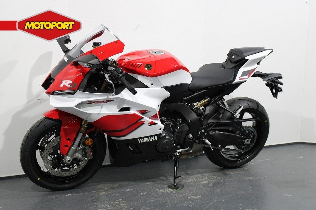 Yamaha YZF R9 70th anniversary (bj 2026), Klantenservice@yamaha-motor.nl, Toermotor, Koolhovenlaan 101
1119 NC  Schiphol-Rijk, NL