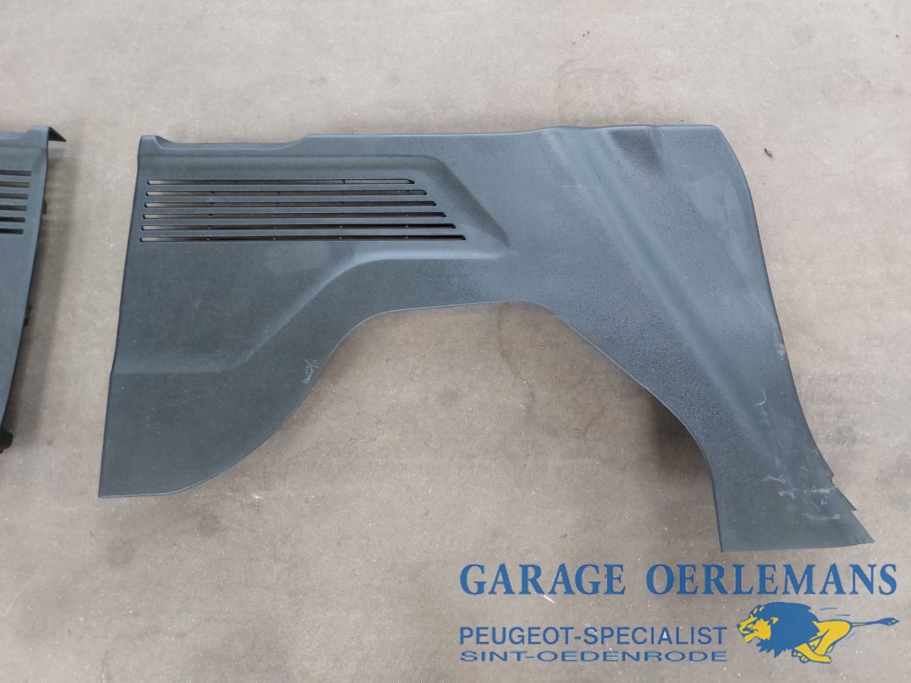 laadruimte bekleding links peugeot partner, 9817651777, Auto-onderdelen, Interieur en Bekleding, Gebruikt, -, -, ARN erkend