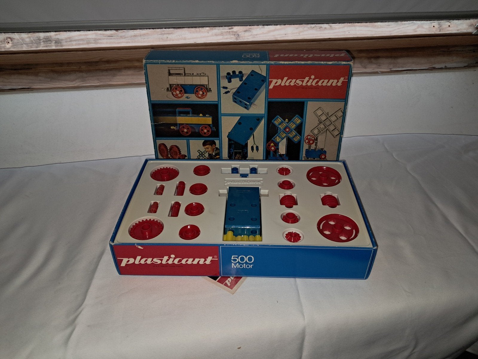 Plasticant motor met wielen, Ophalen of Verzenden, Zo goed als nieuw