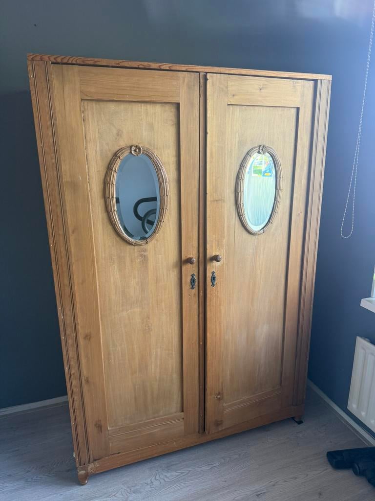 Vintage antiek grenen kast, Huis en Inrichting, Ophalen, 100 tot 150 cm, Zo goed als nieuw, 150 tot 200 cm
