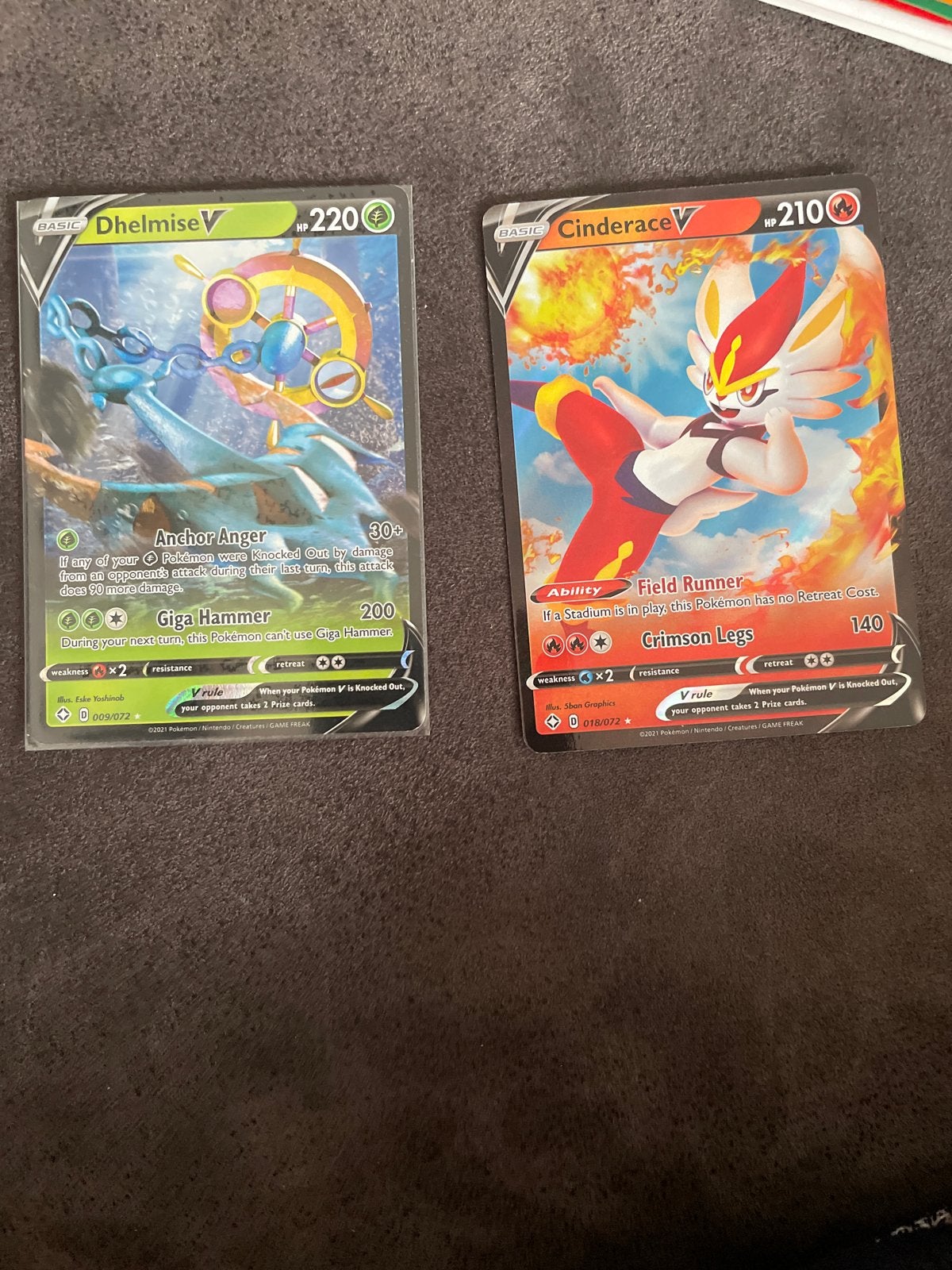 Pokémon kaarten: Dhelmise V en Cinderace v. 2 euro per kaart, Ophalen of Verzenden, Zo goed als nieuw, Meerdere kaarten